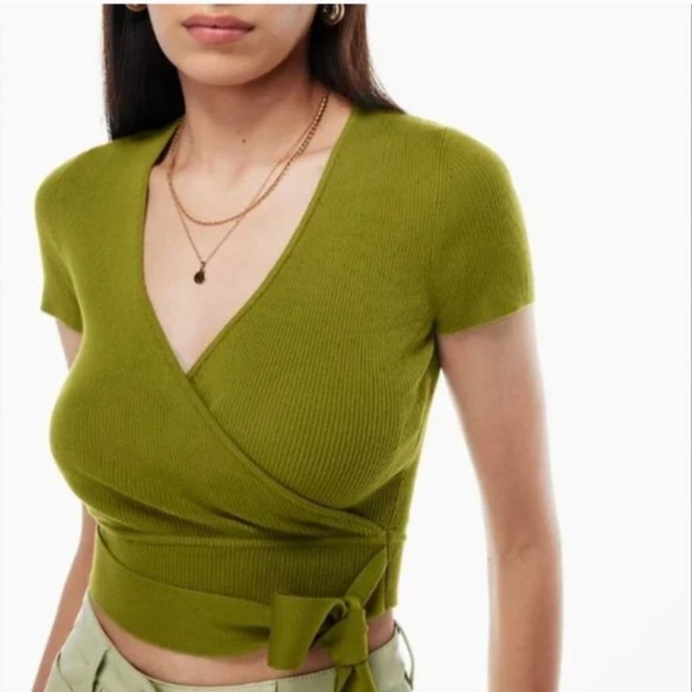 Aritzia Wilfred All Tied Up Sweater size M